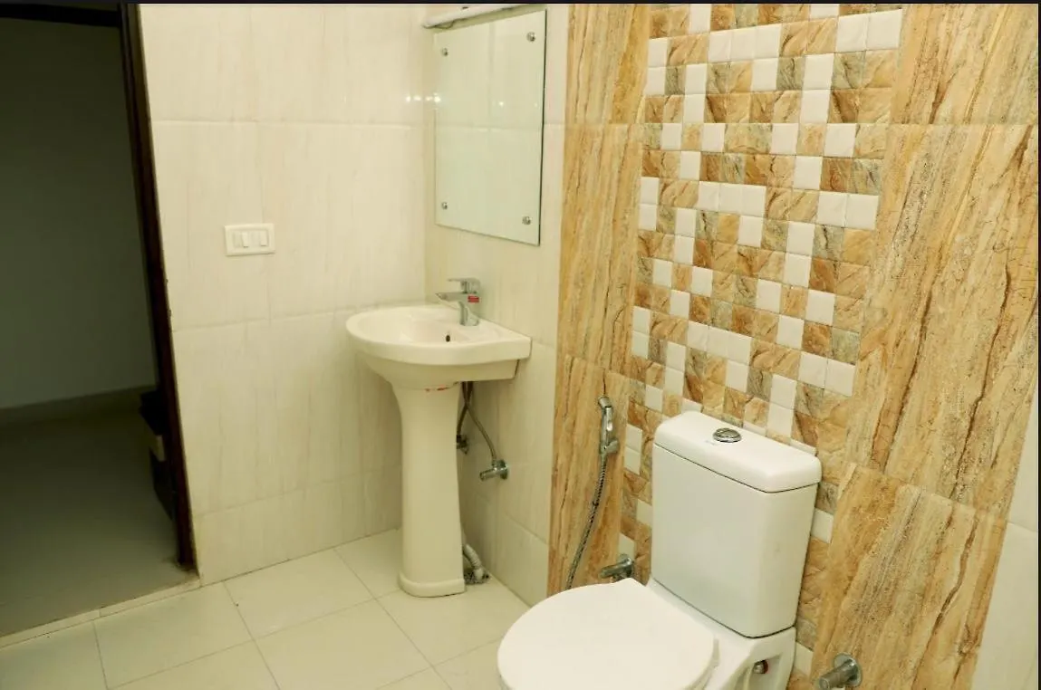 Guest house Hotel The Golden View Agra  India